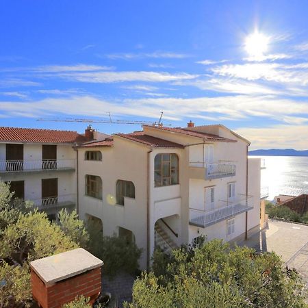 Apartments With A Parking Space Brela, Makarska - 18495 Exterior foto